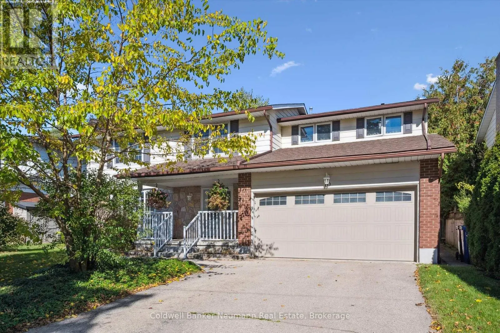 10 CARMINE PLACE