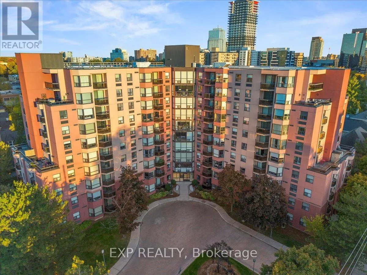 704 - 600 TALBOT STREET, #704