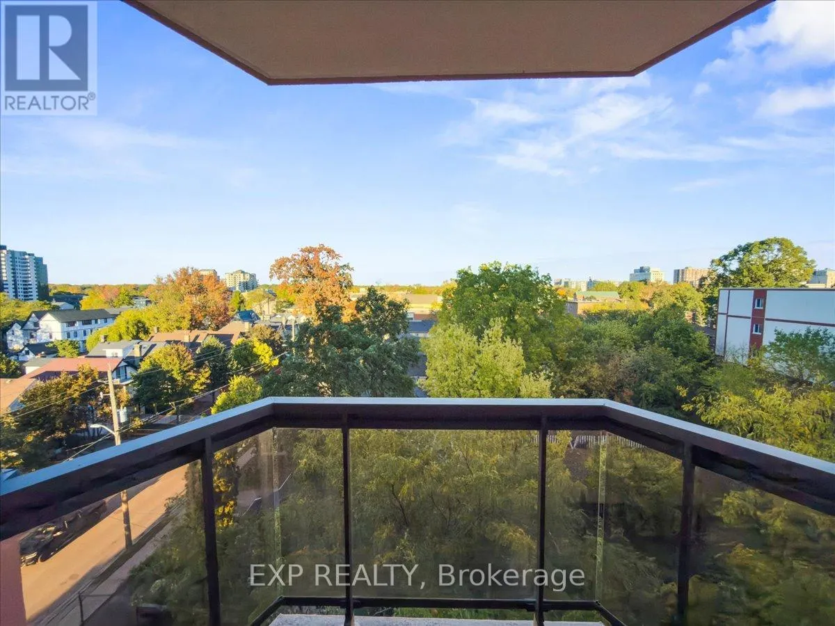 704 - 600 TALBOT STREET, #704