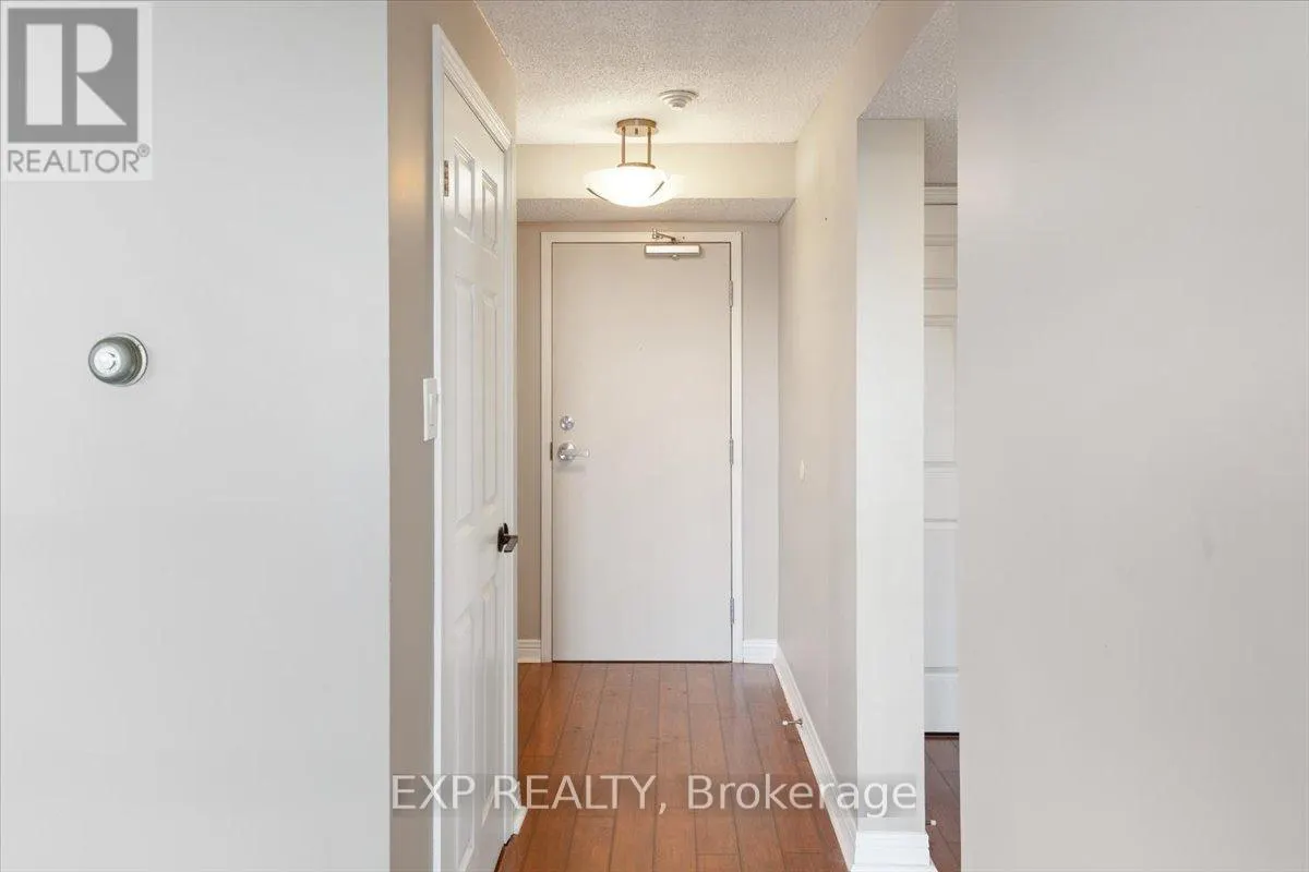704 - 600 TALBOT STREET, #704