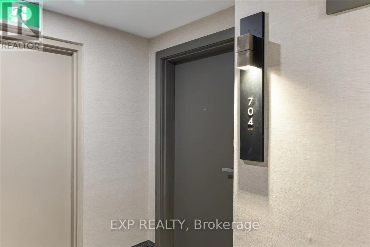 704 - 600 TALBOT STREET, #704