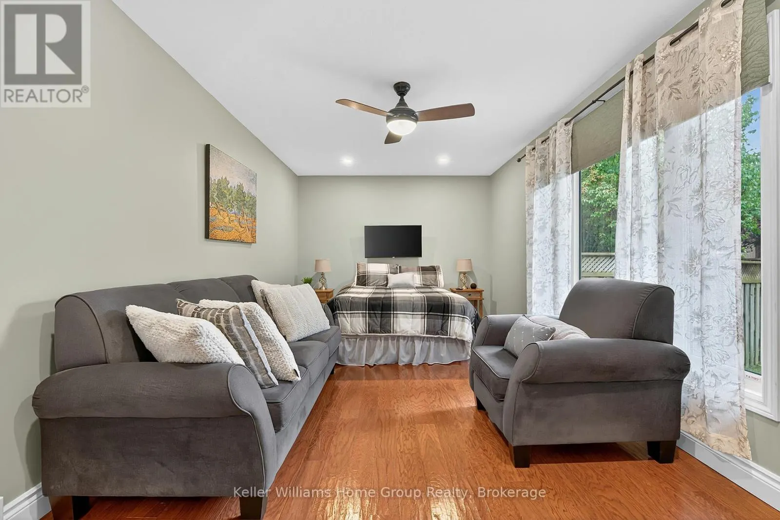 328 BURNETT AVENUE