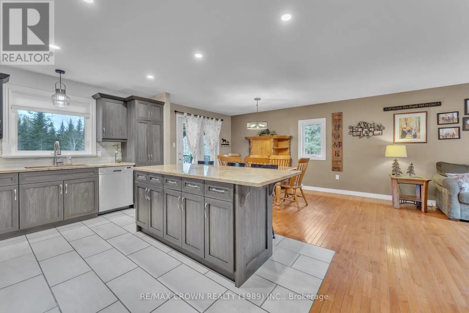 65 BYERS ROAD