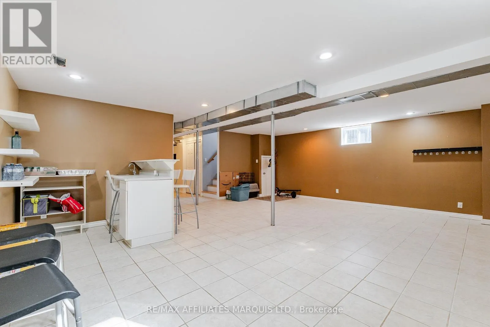 67 KINGSLEA CRESCENT