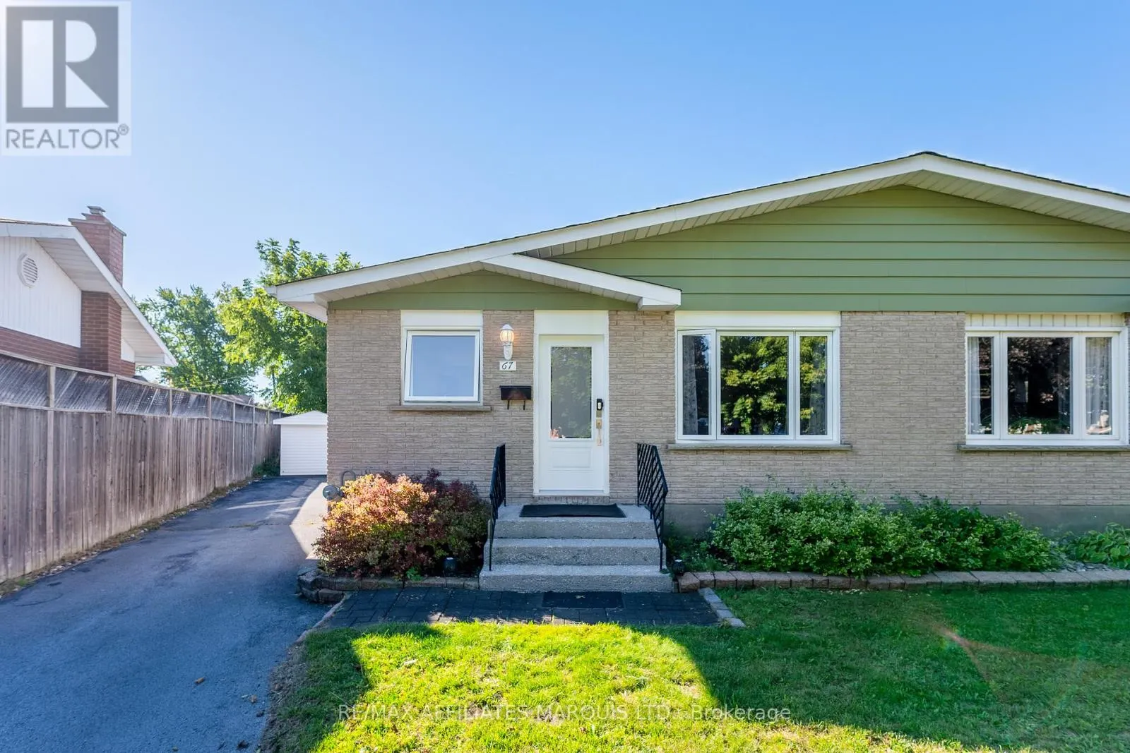 67 KINGSLEA CRESCENT