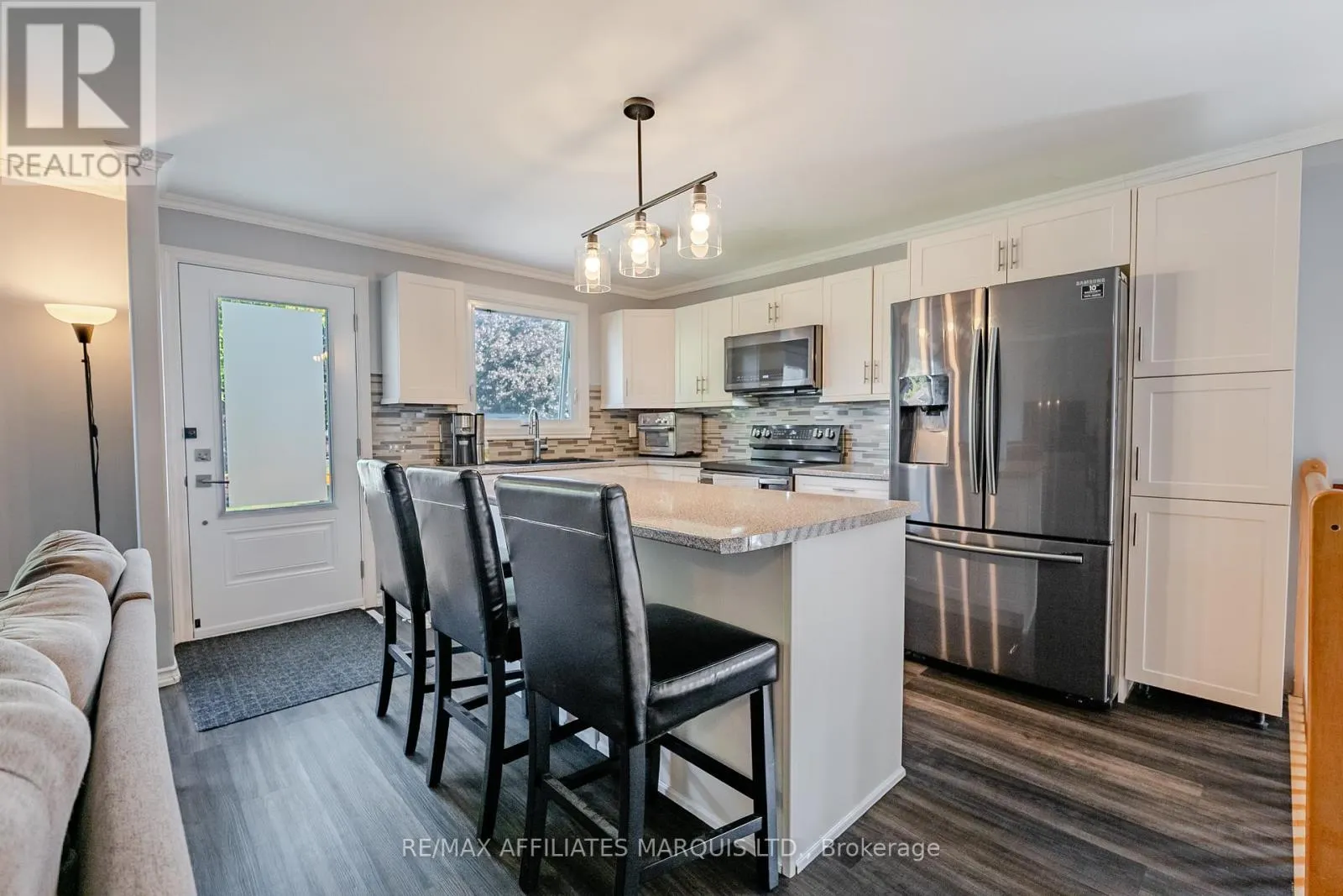 67 KINGSLEA CRESCENT