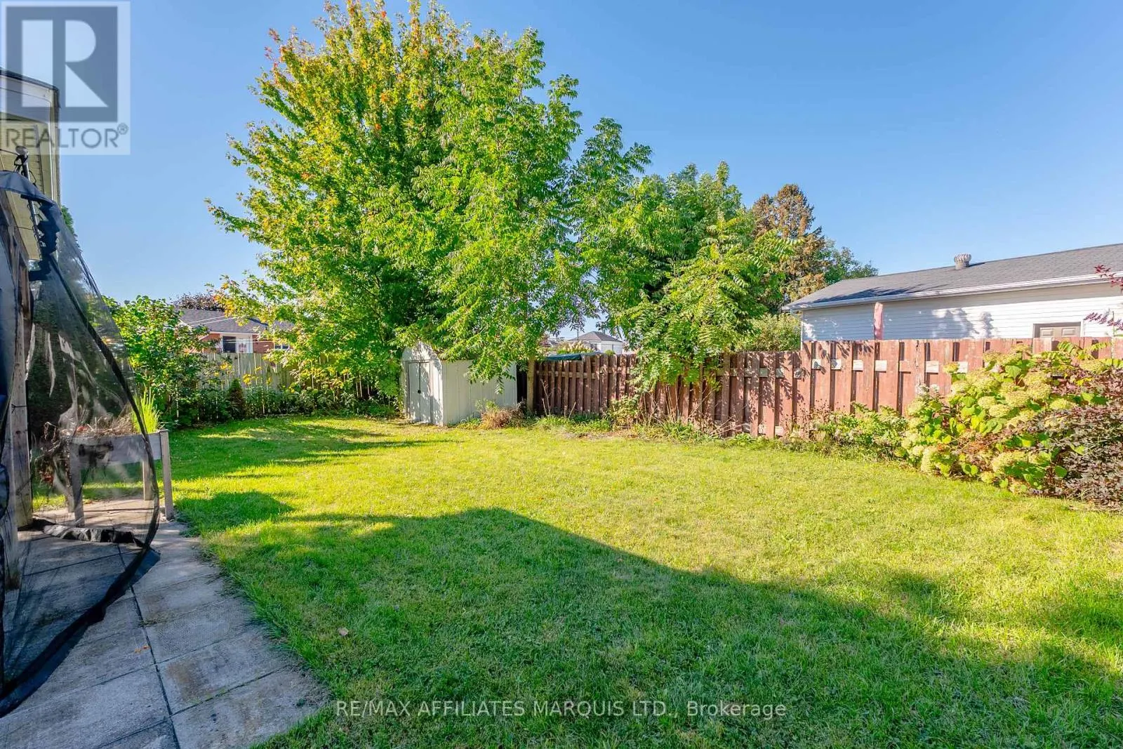 67 KINGSLEA CRESCENT