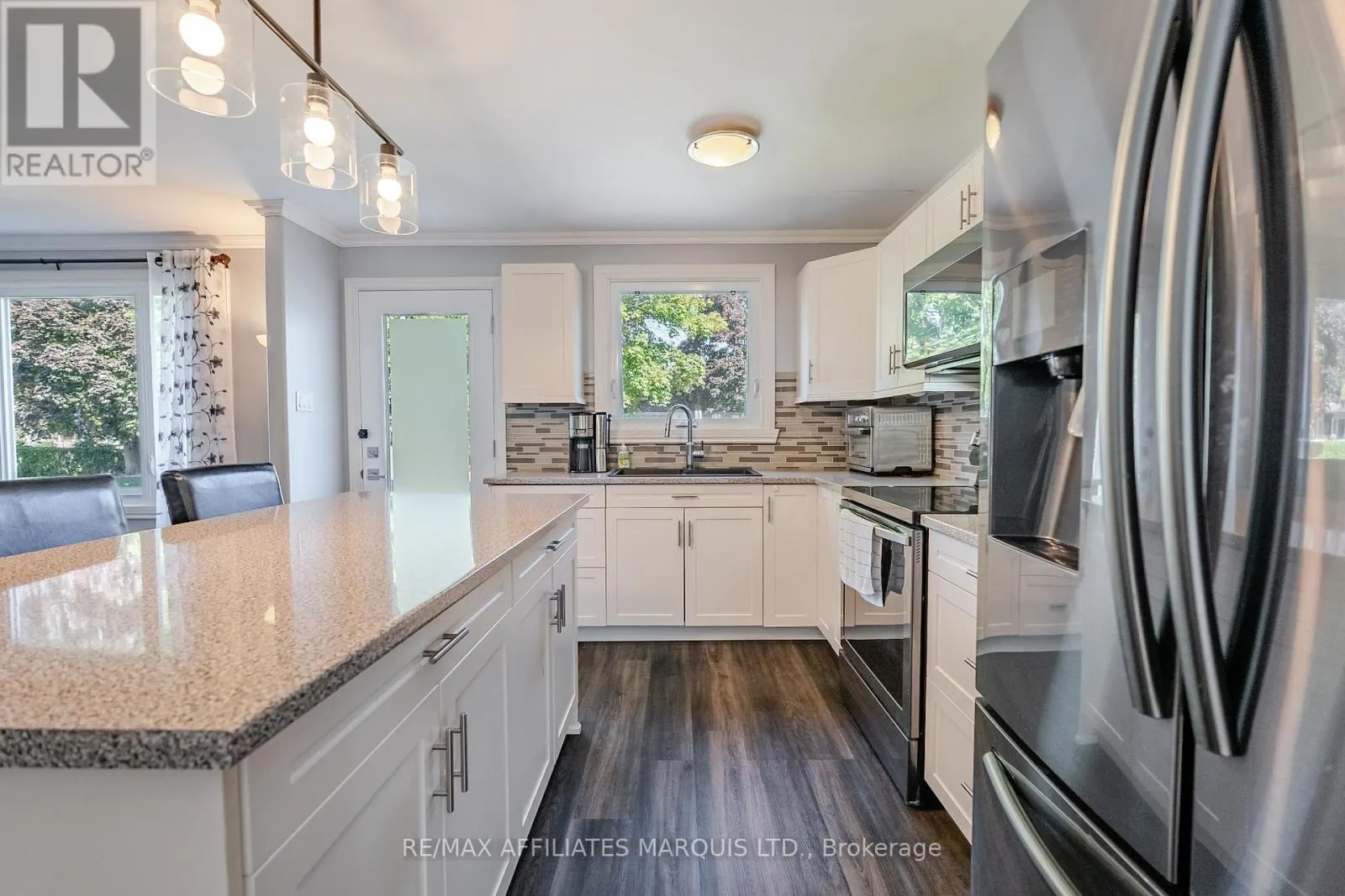 67 KINGSLEA CRESCENT