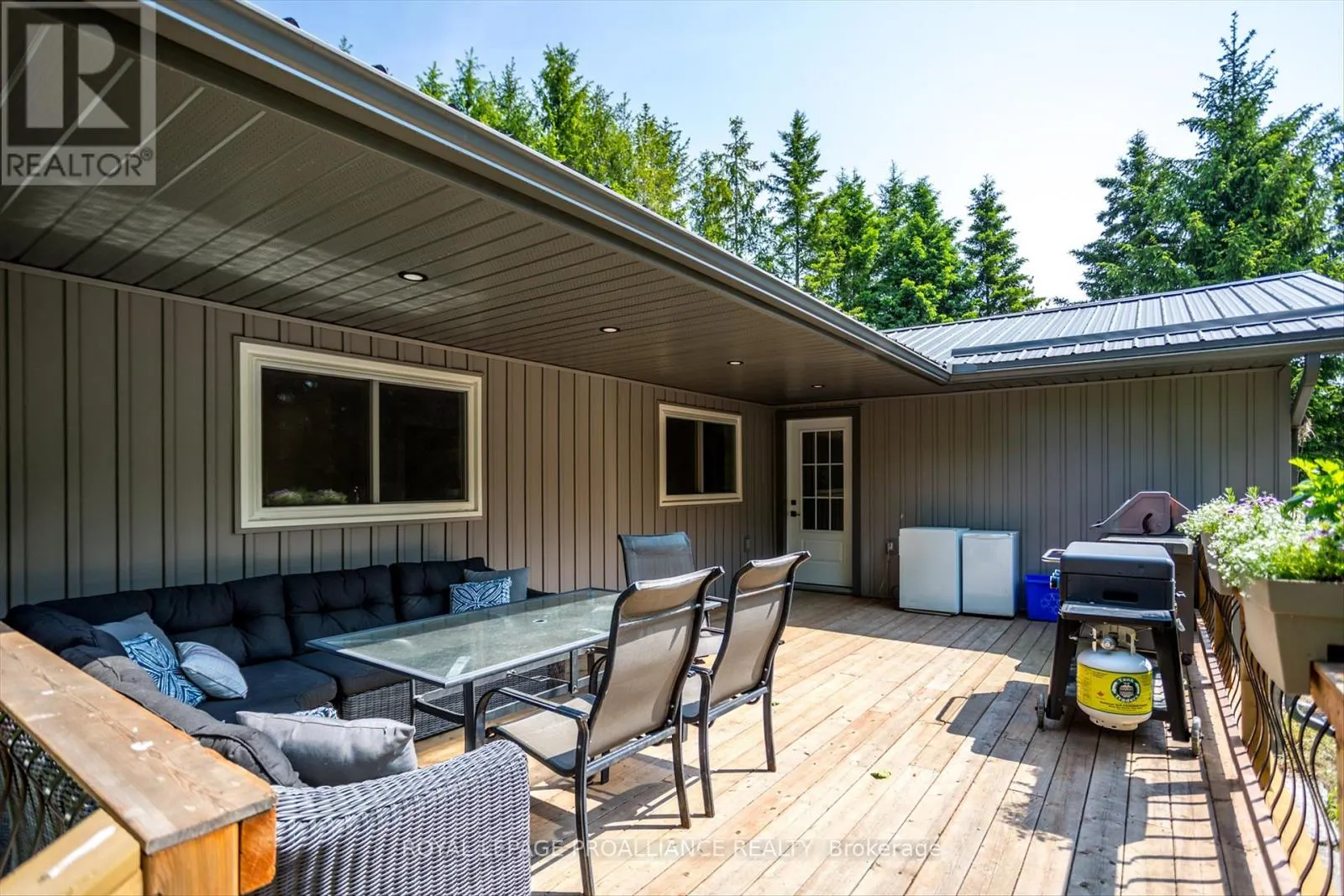 4045 BOWMAN ROAD