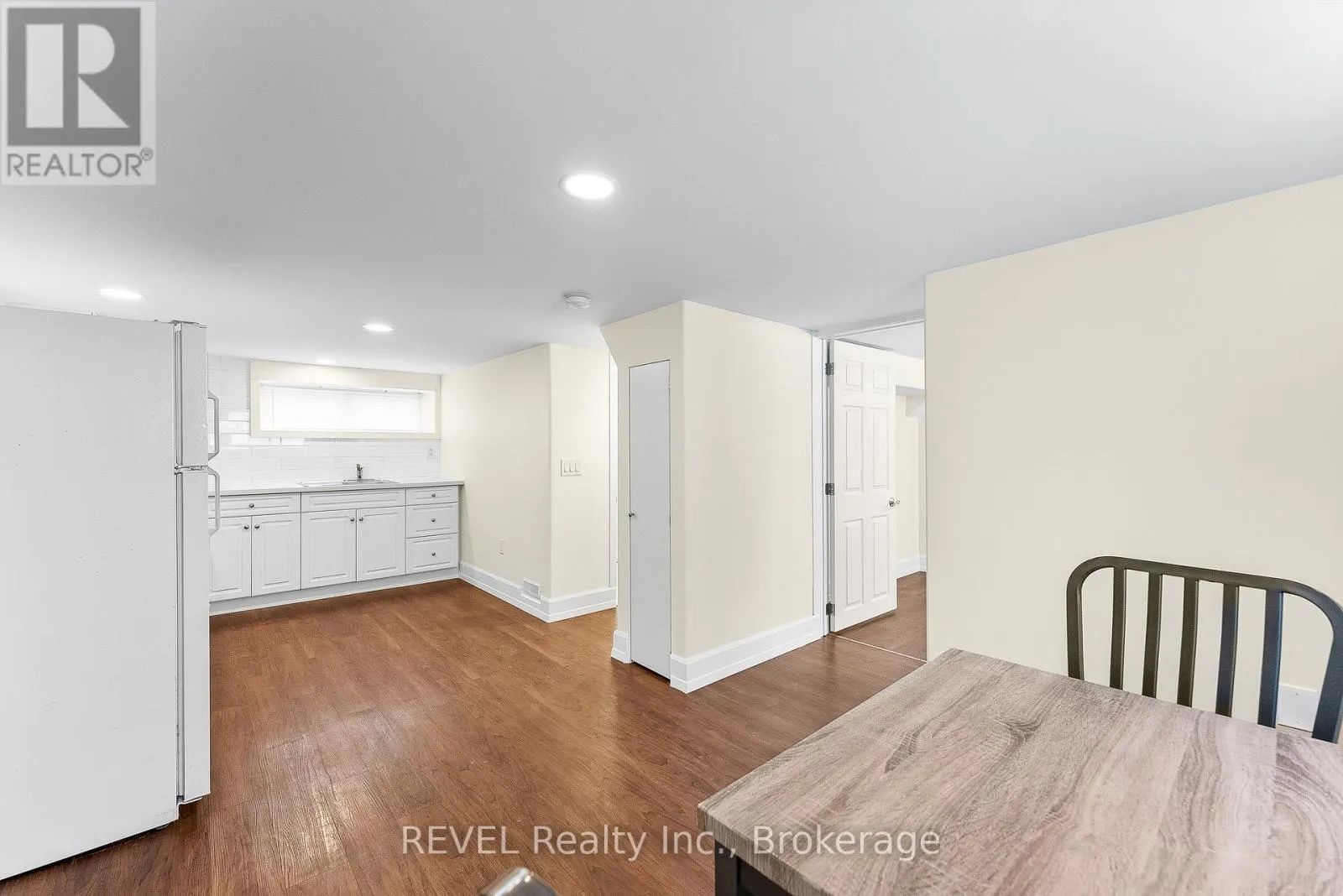 LOWER - 4747 COOKMAN CRESCENT, #LOWER