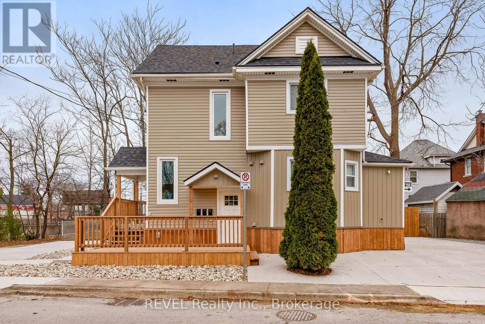 LOWER - 4747 COOKMAN CRESCENT, #LOWER