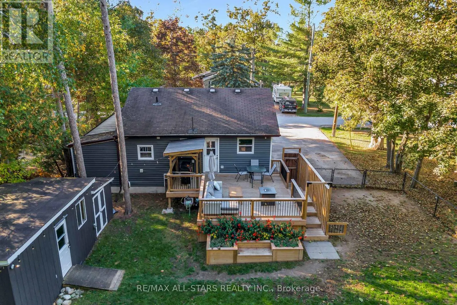 16 PARKHILL DRIVE