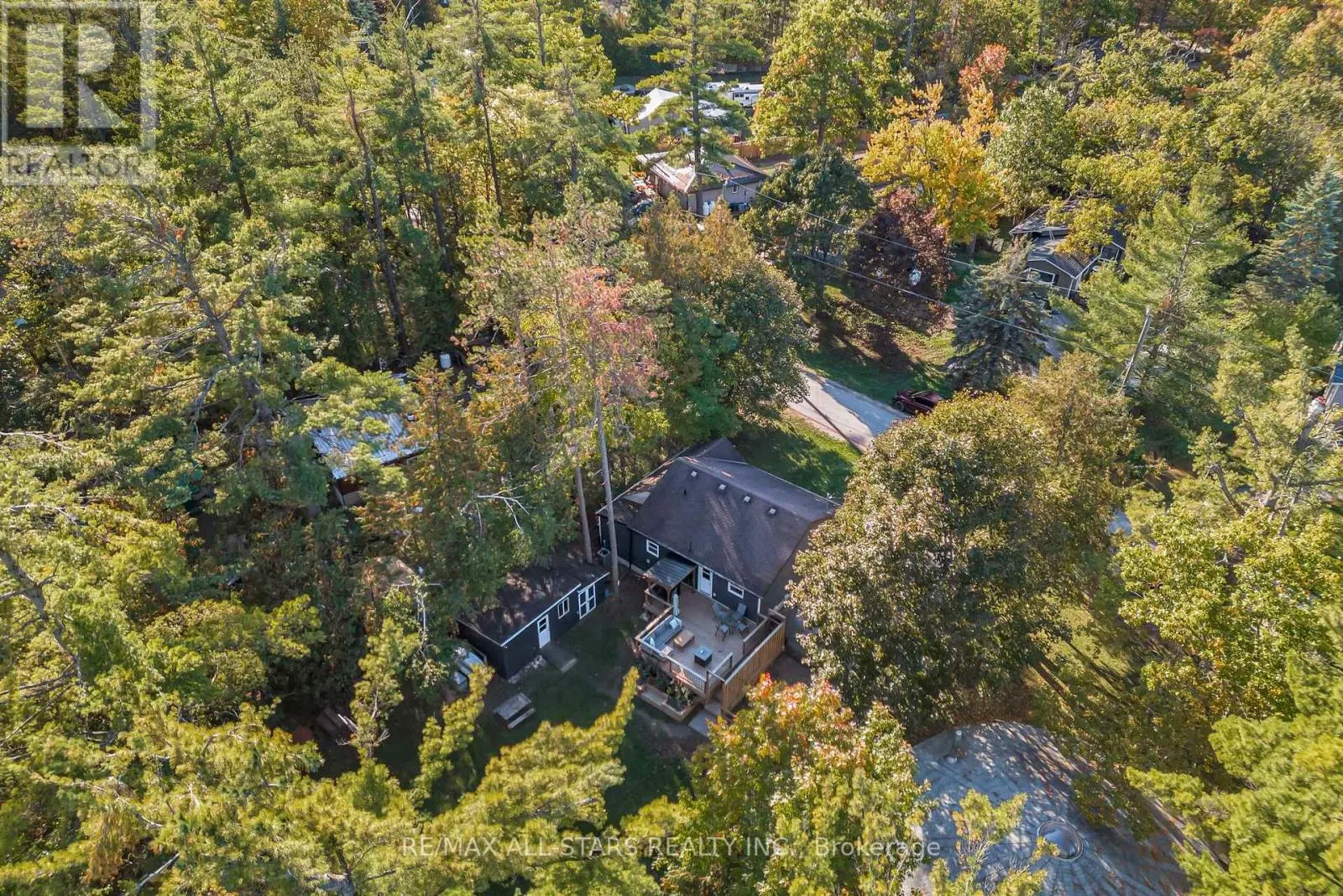 16 PARKHILL DRIVE