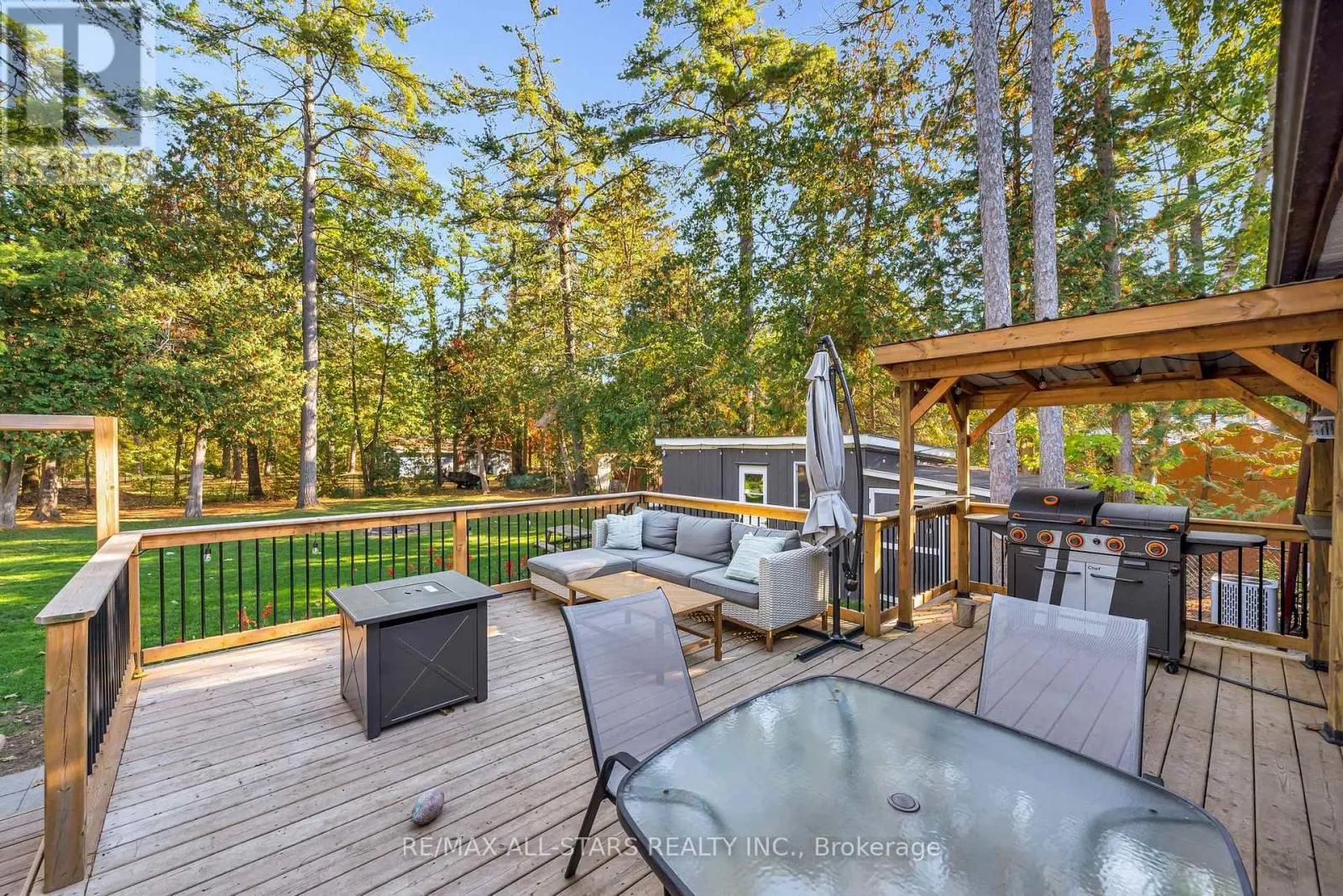 16 PARKHILL DRIVE