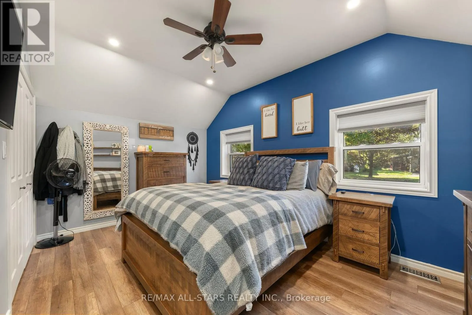 16 PARKHILL DRIVE