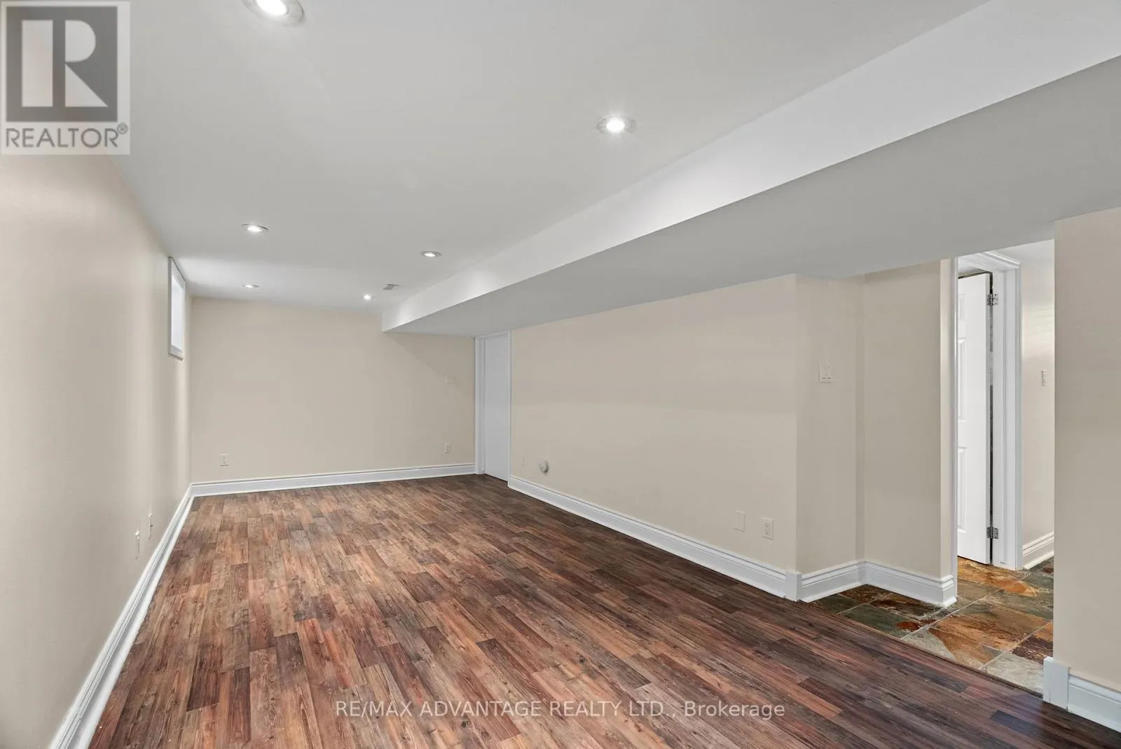 555 CHESTER STREET
