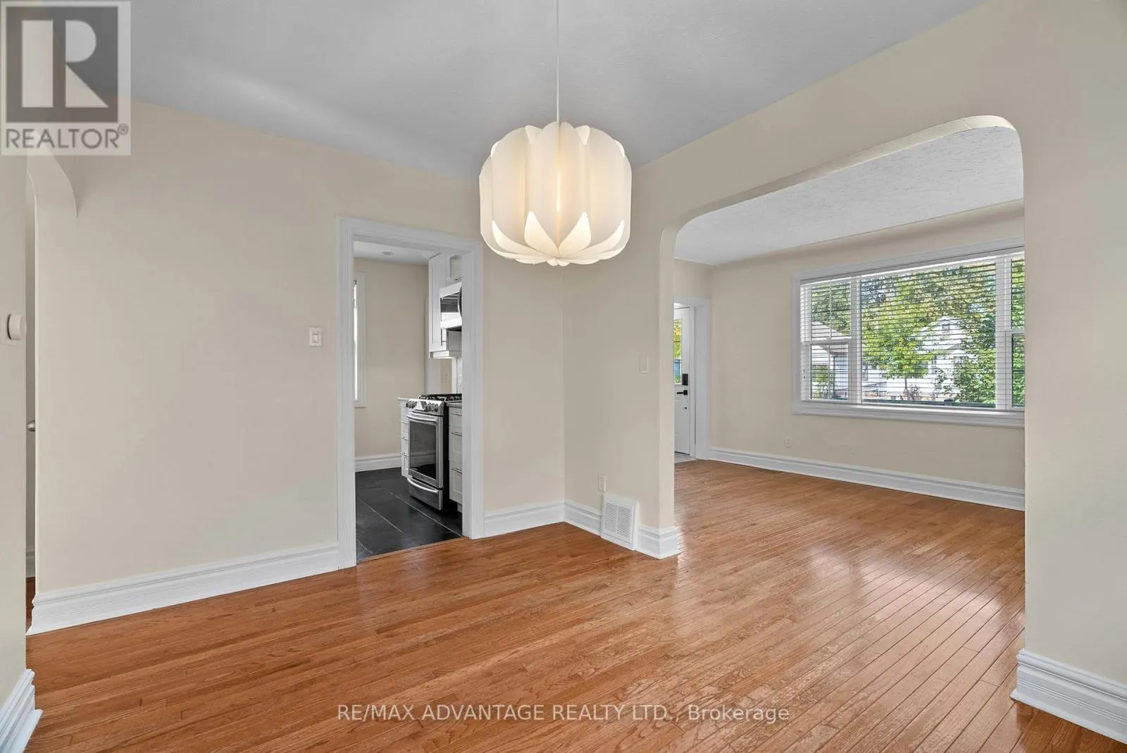 555 CHESTER STREET