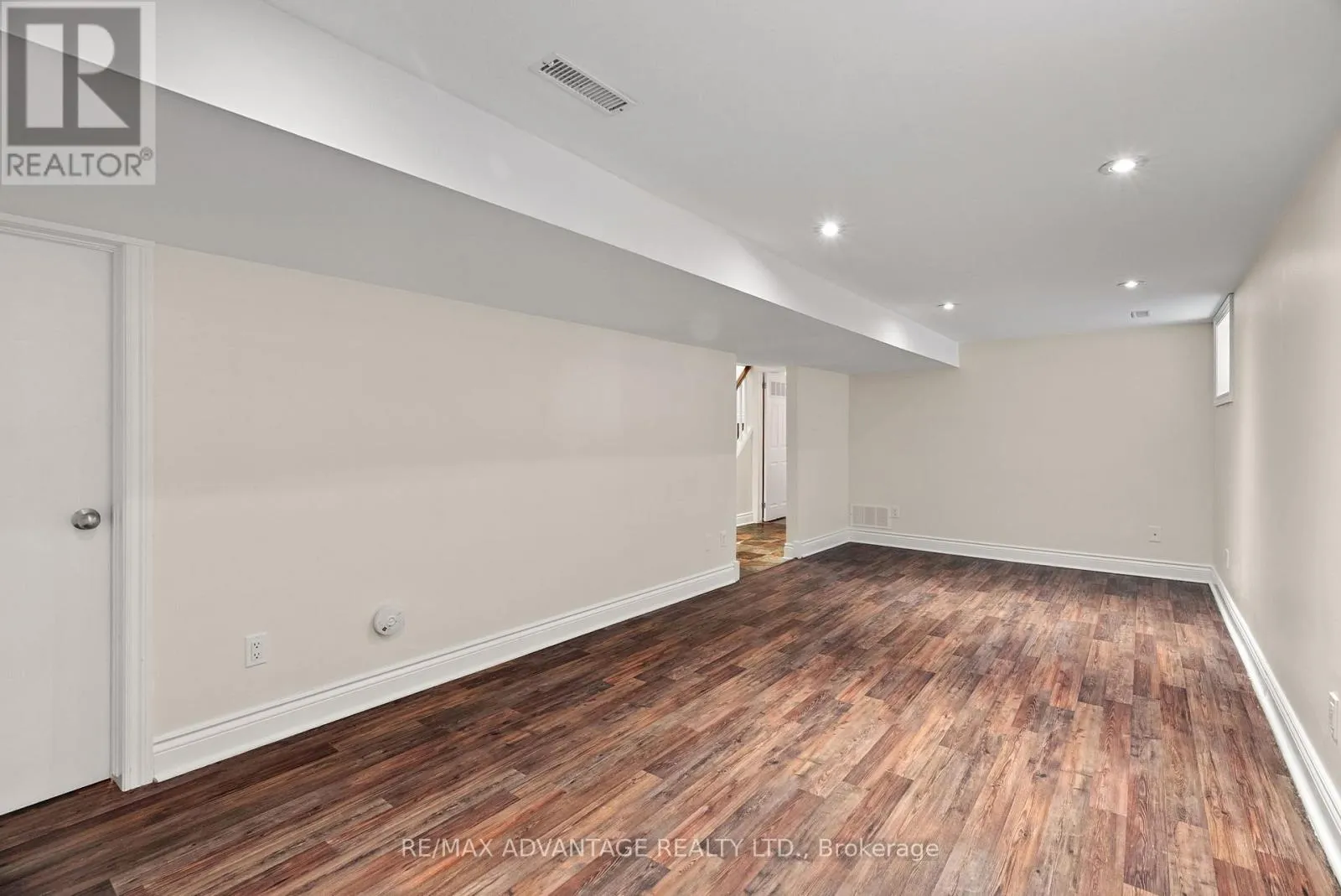 555 CHESTER STREET