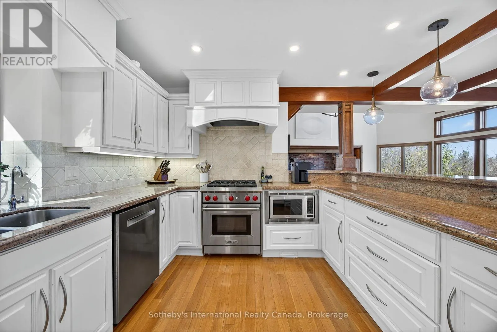589374 19 GREY ROAD