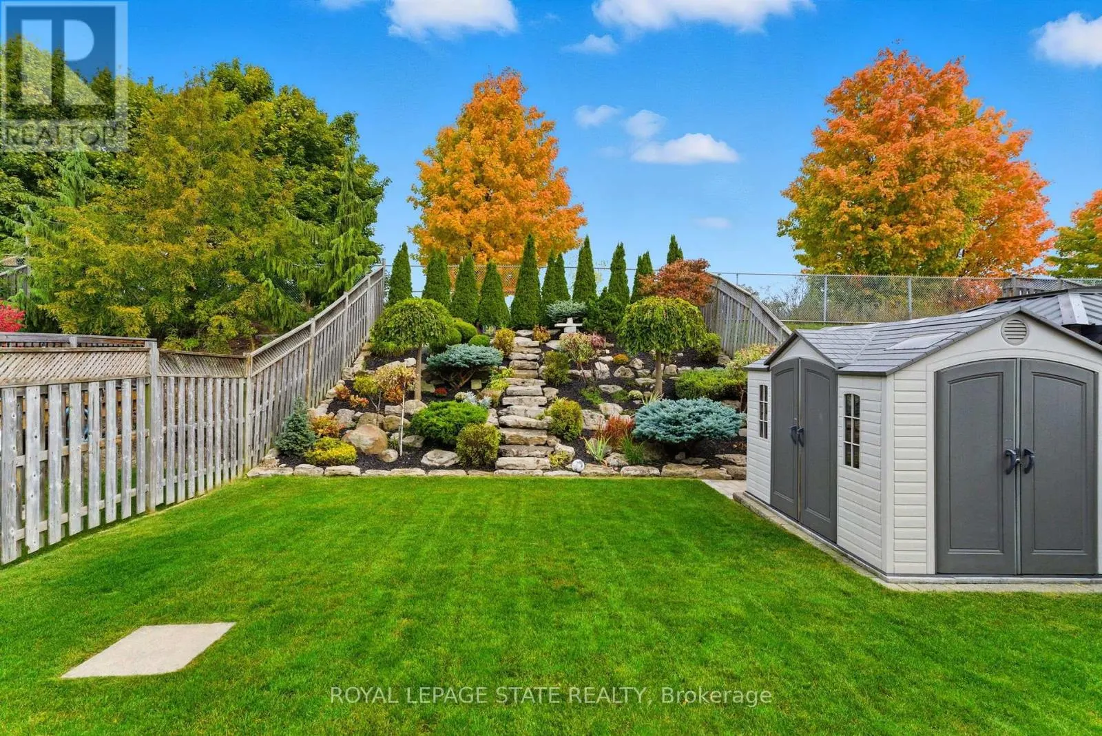 198 SPRINGVALLEY CRESCENT