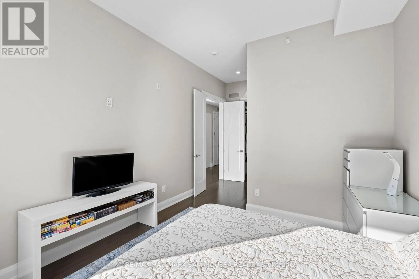 101 - 120 CORTILE PRIVATE