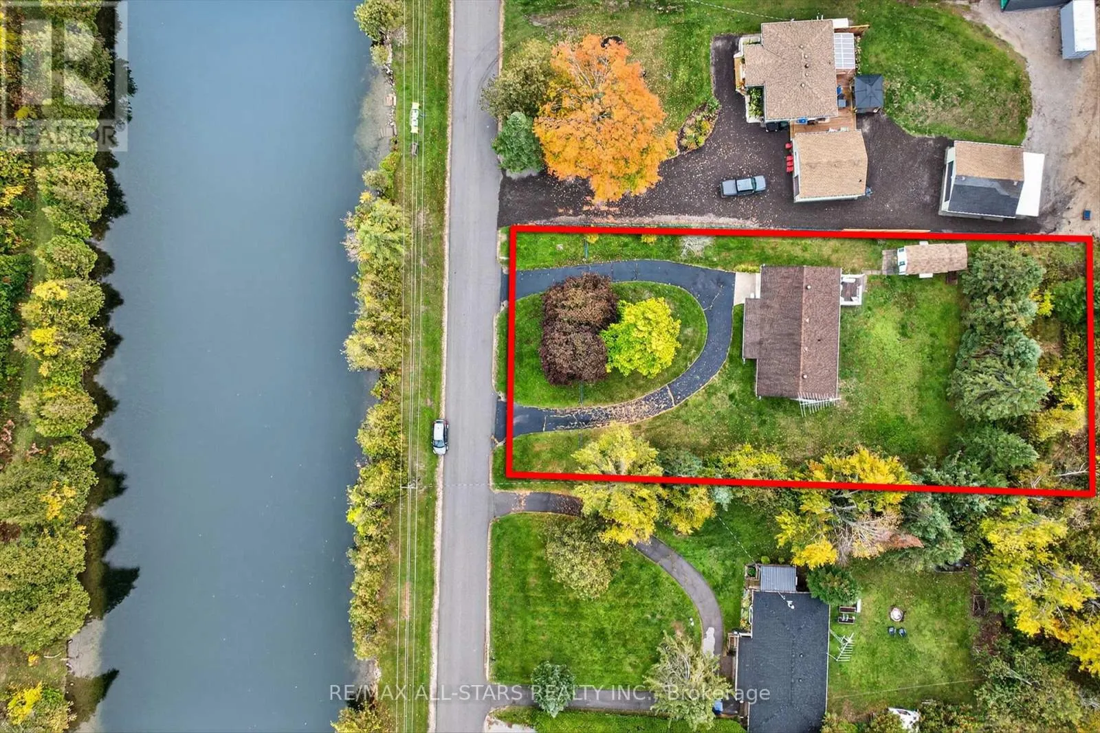 104 TRENT CANAL ROAD