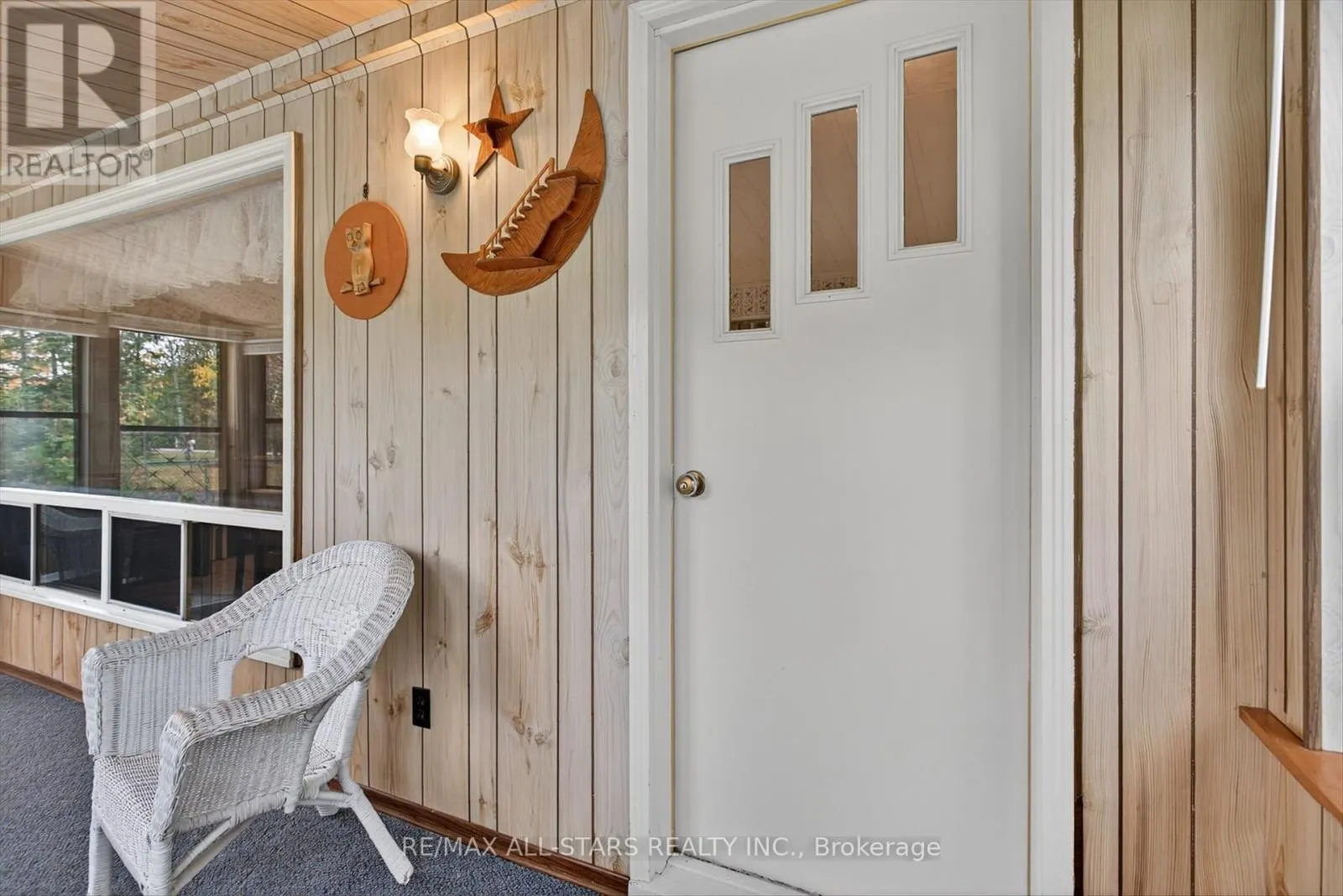 104 TRENT CANAL ROAD