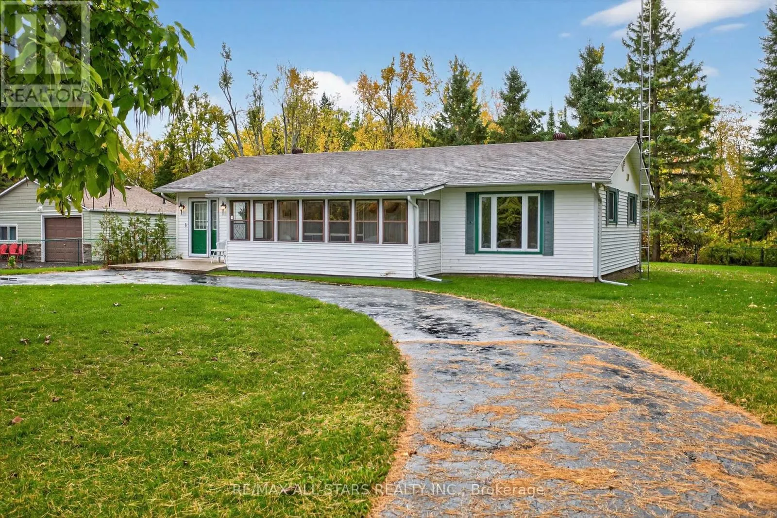 104 TRENT CANAL ROAD