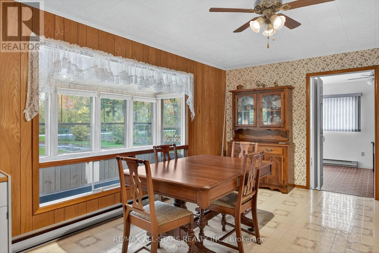 104 TRENT CANAL ROAD