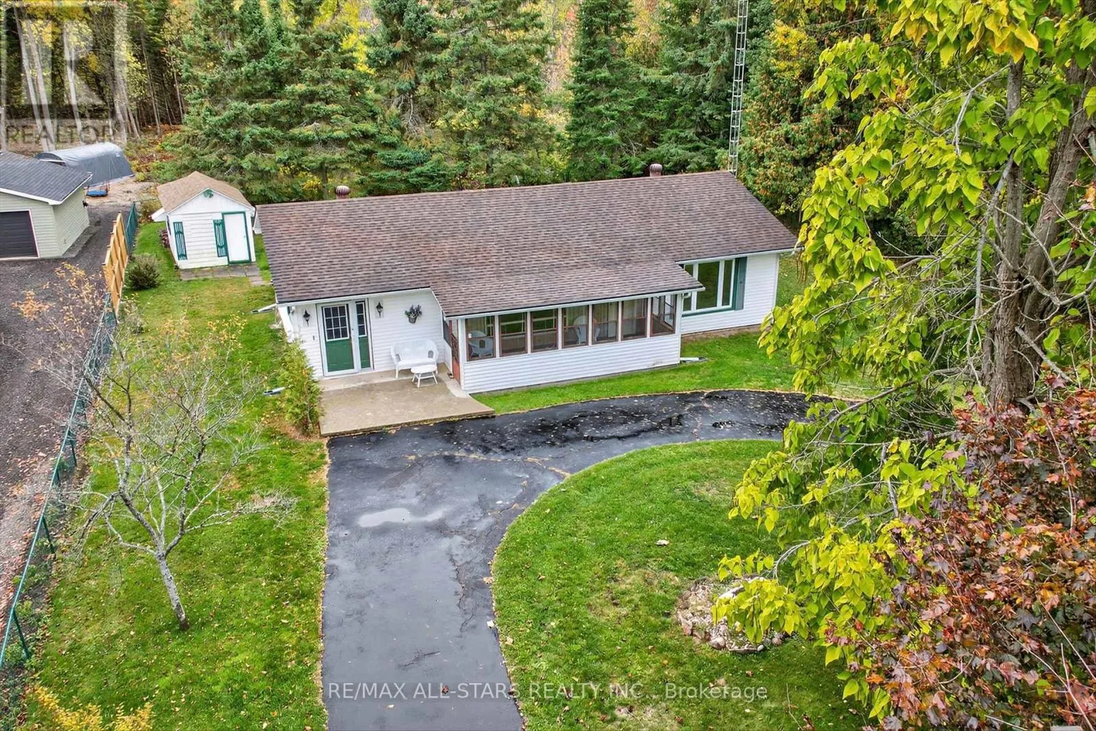 104 TRENT CANAL ROAD