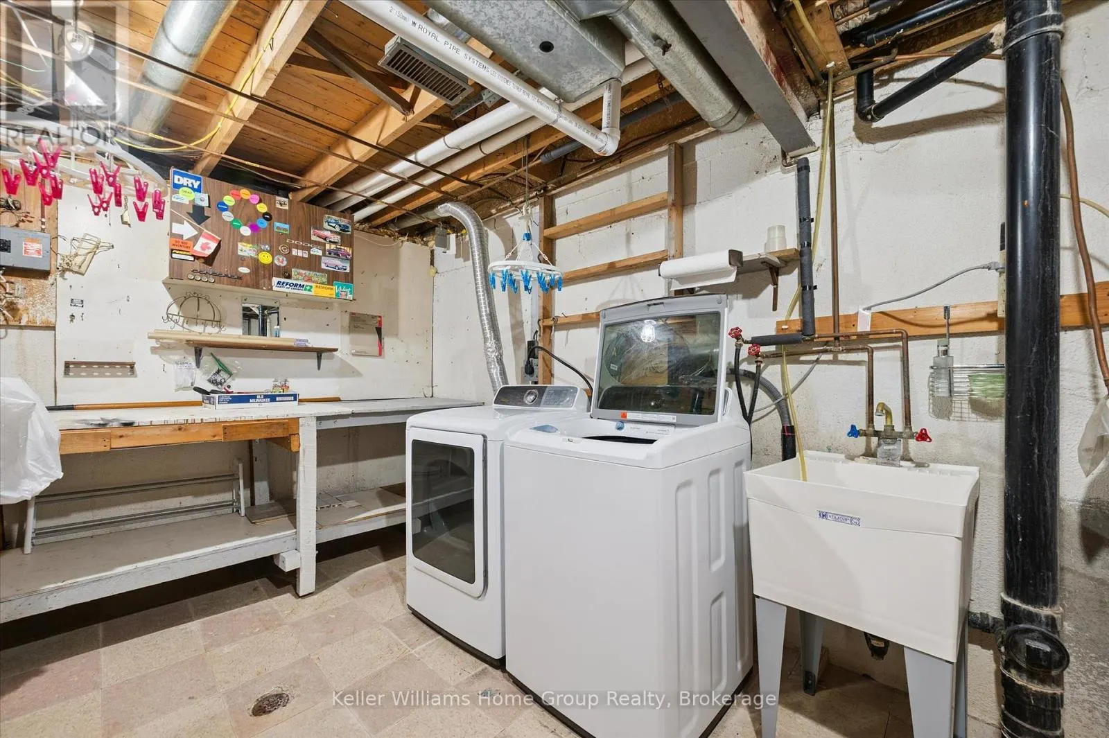 39 - 201 SILVERCREEK PARKWAY N, #39