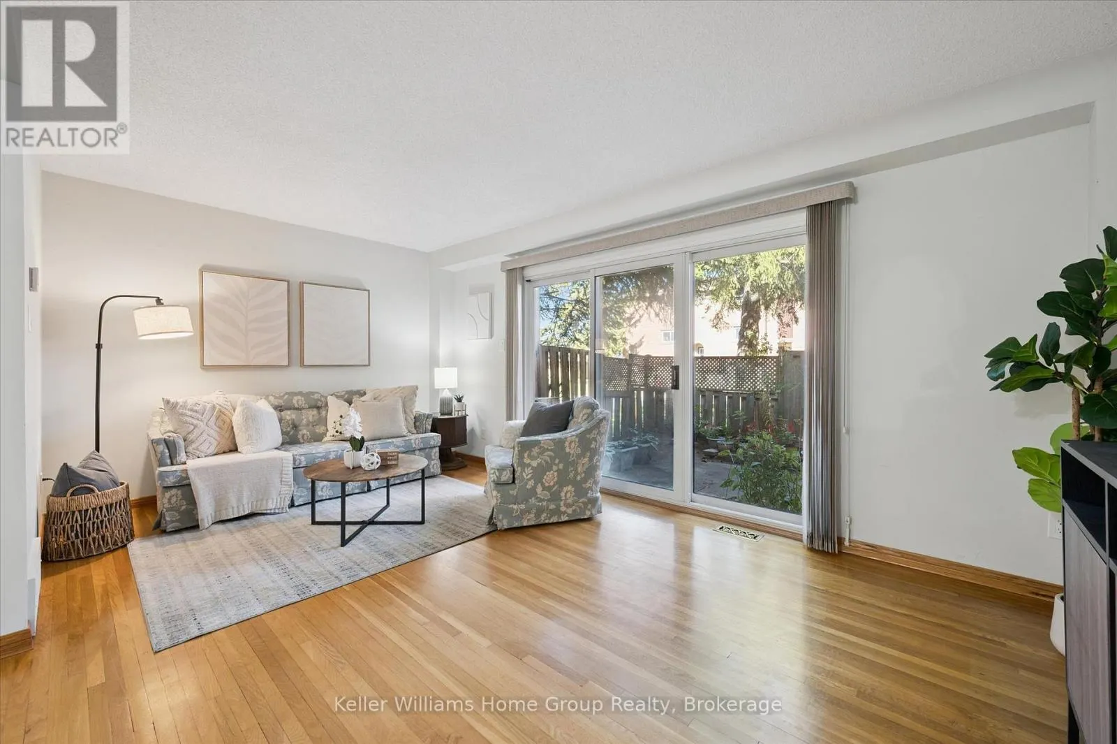 39 - 201 SILVERCREEK PARKWAY N, #39