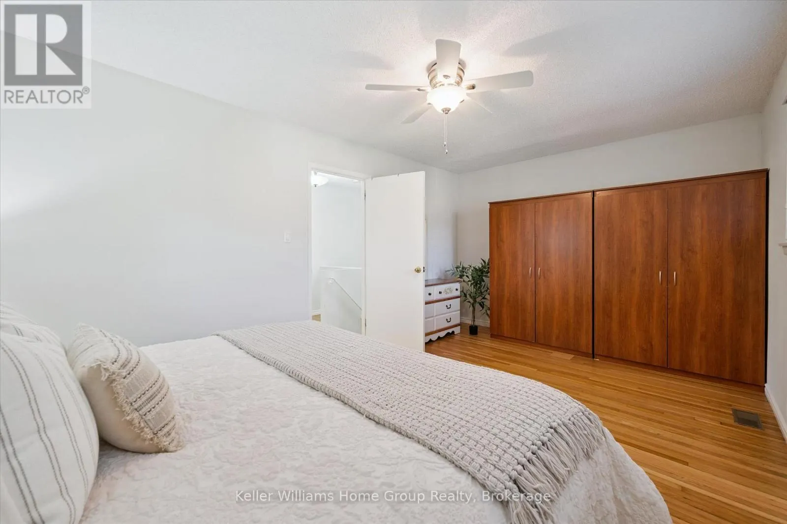 39 - 201 SILVERCREEK PARKWAY N, #39