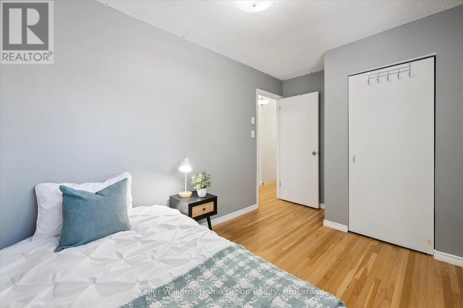 39 - 201 SILVERCREEK PARKWAY N, #39