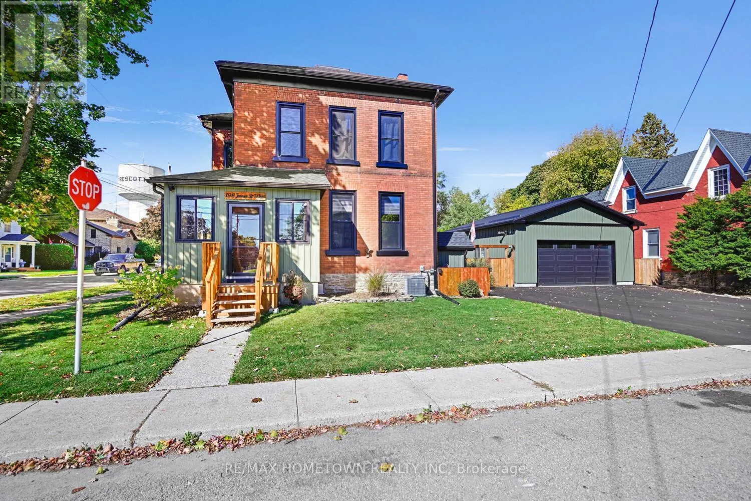 198 JAMES STREET W