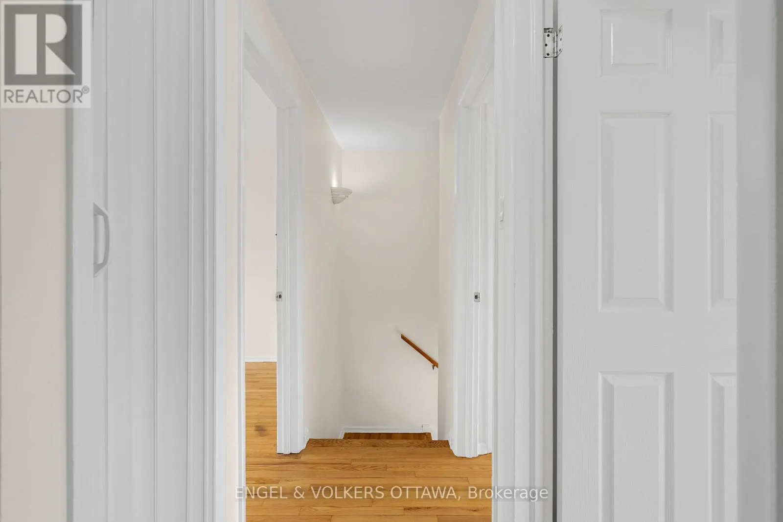 2726-2728 COLMAN STREET