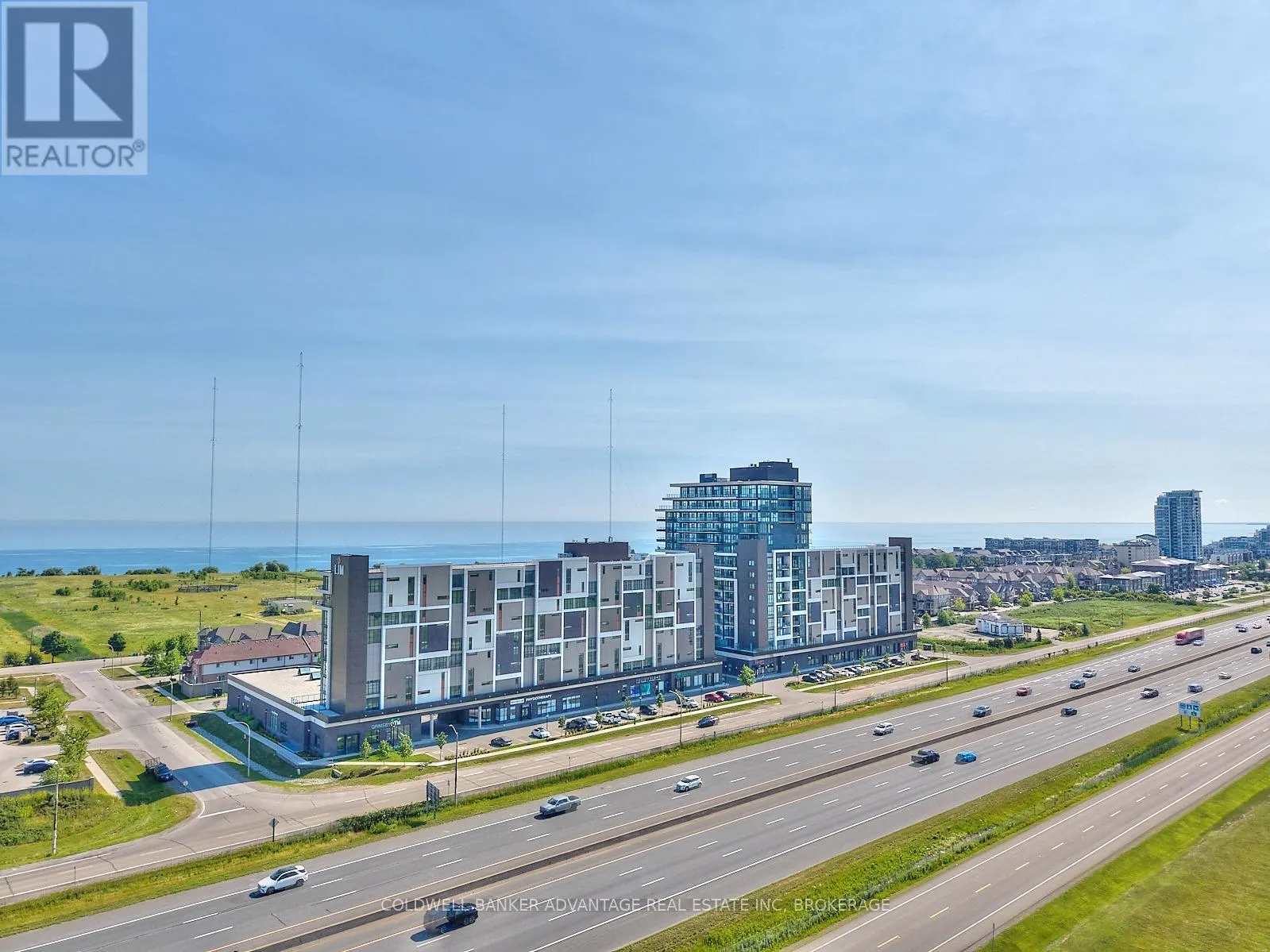 610 - 550 NORTH SERVICE ROAD, #610
