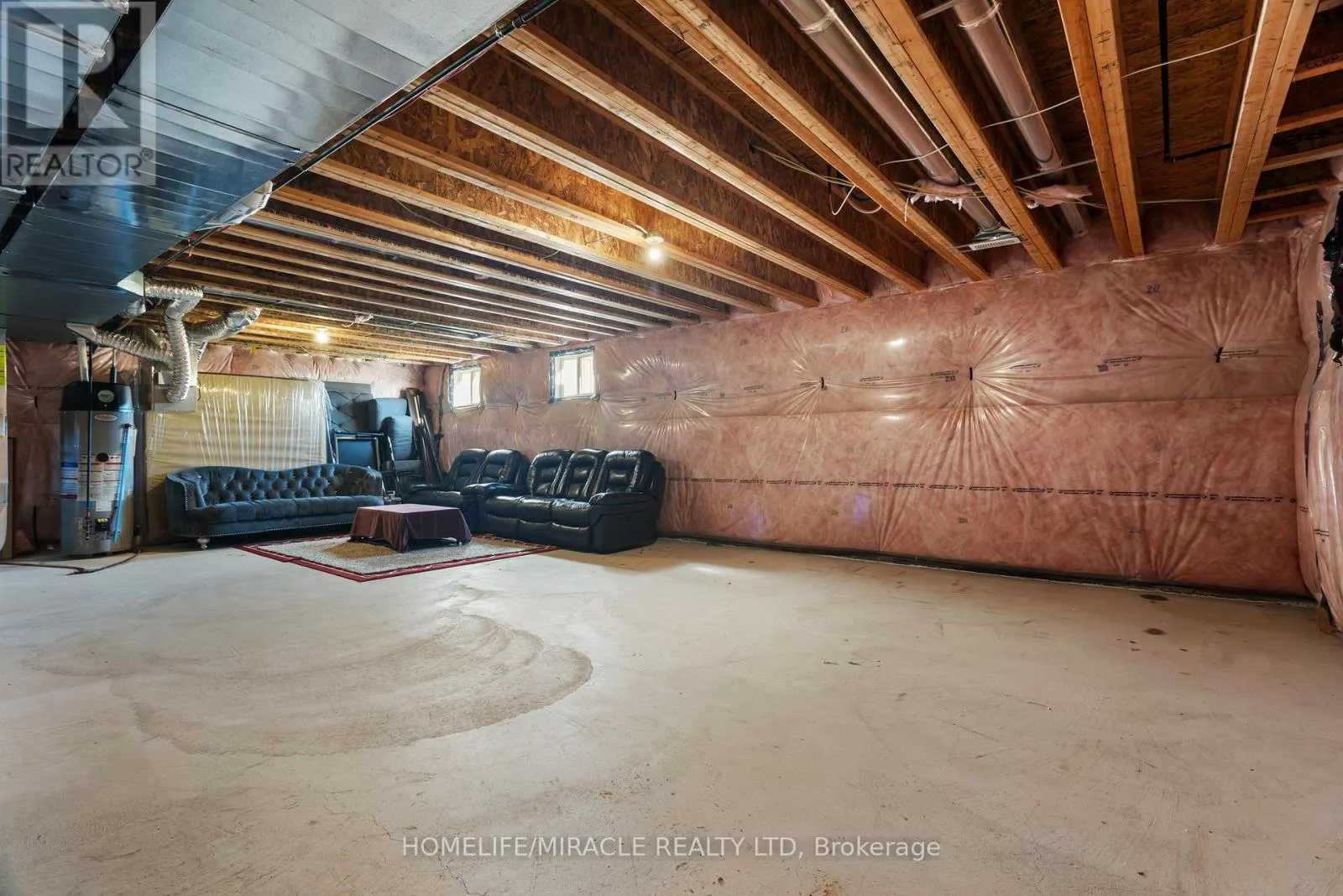 119 OAK AVENUE
