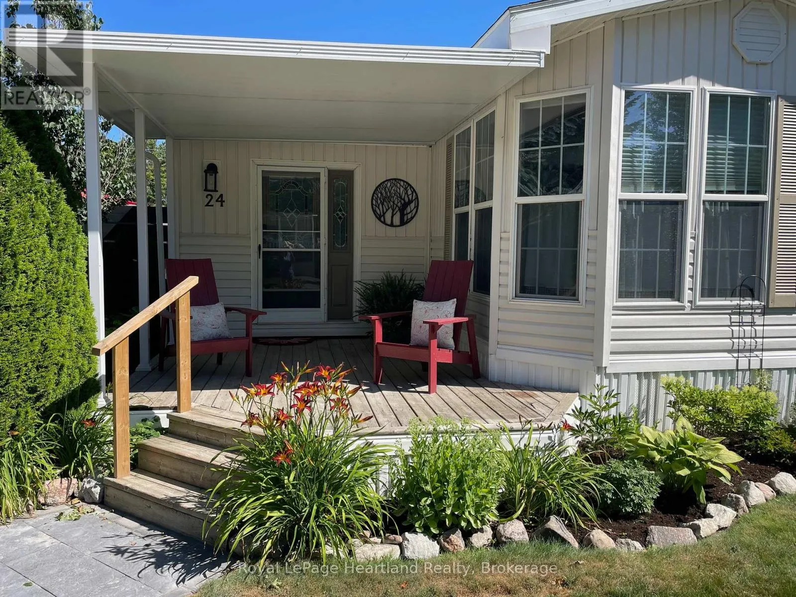 24 ROWAN RD - 77307 BLUEWATER HIGHWAY