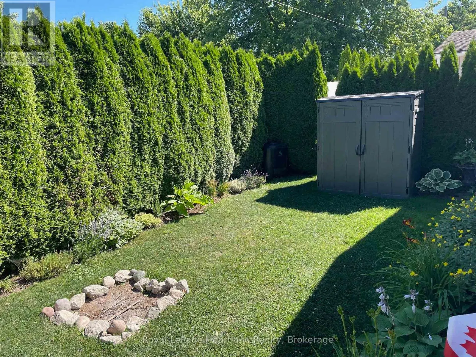 24 ROWAN RD - 77307 BLUEWATER HIGHWAY