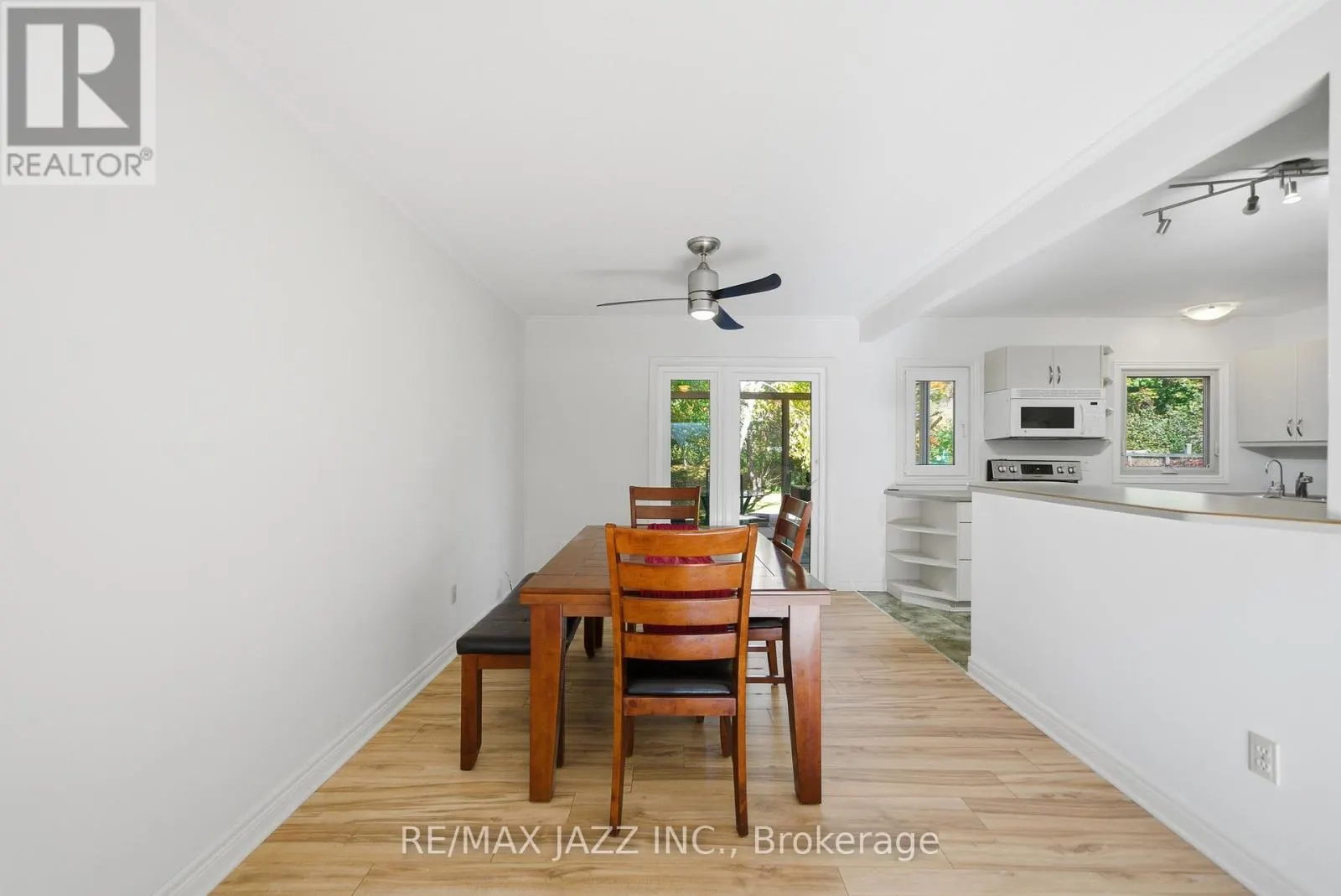 1708 REDWOOD DRIVE