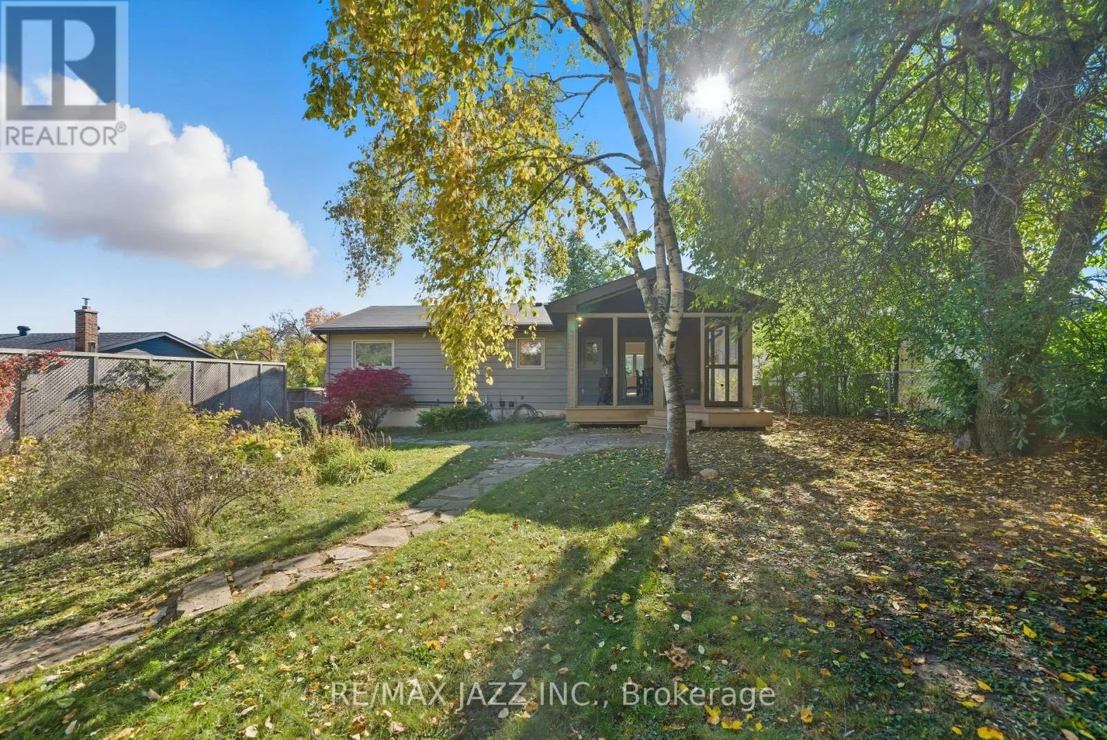 1708 REDWOOD DRIVE