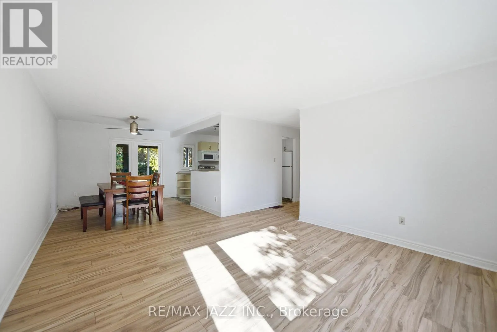 1708 REDWOOD DRIVE