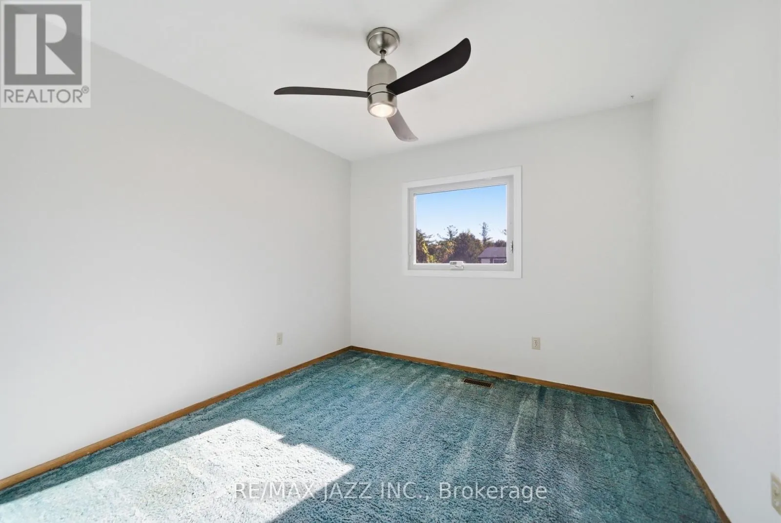 1708 REDWOOD DRIVE