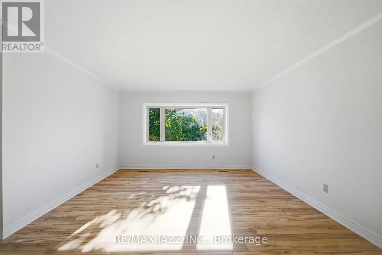 1708 REDWOOD DRIVE