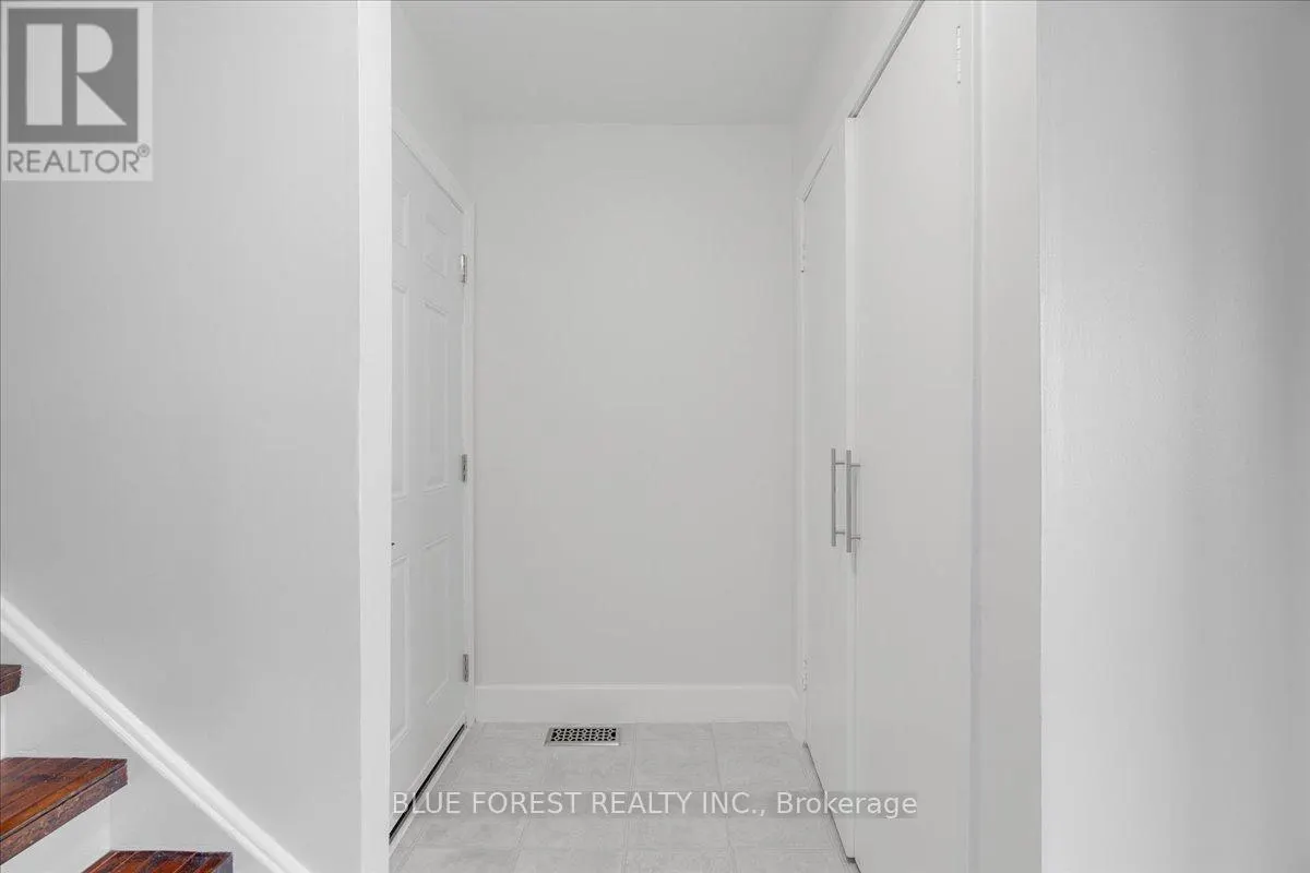 78 - 971 ADELAIDE STREET S, #78