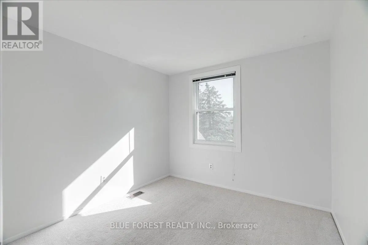 78 - 971 ADELAIDE STREET S, #78