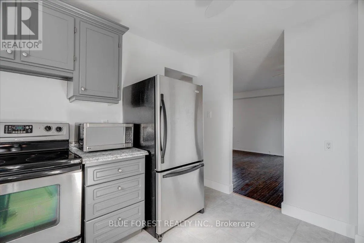 78 - 971 ADELAIDE STREET S, #78