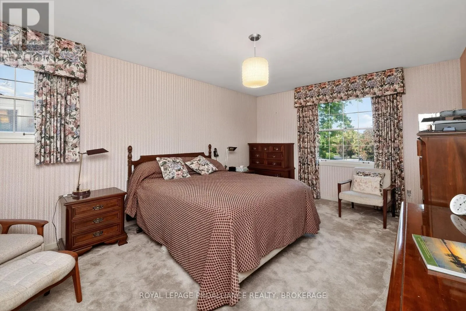 259 FAIRWAY HILL CRESCENT