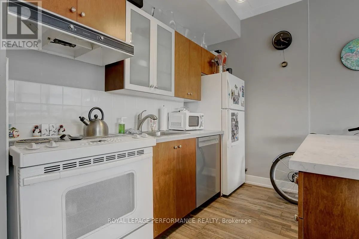 510 - 180 YORK STREET